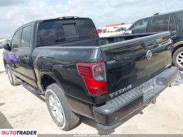 Nissan Titan 2020 5