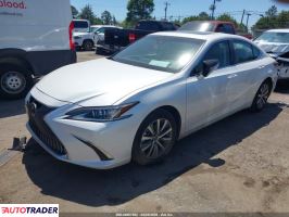 Lexus ES 2021 3