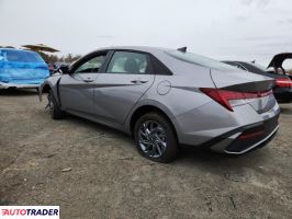 Hyundai Elantra 2025 1