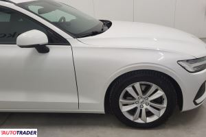 Volvo V60 2020 2.0 163 KM