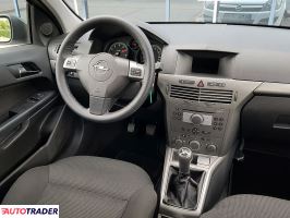 Opel Astra 2005 1.6 105 KM Opel Astra 2005 1.6 105 KM