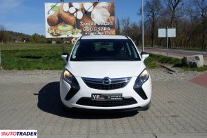 Opel Zafira 2014 1.6 120 KM
