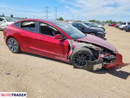 Tesla Model 3 2025