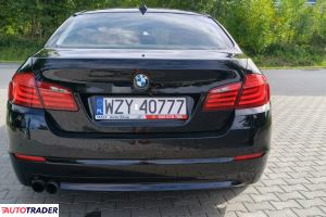 BMW 530 2011 3.0 245 KM