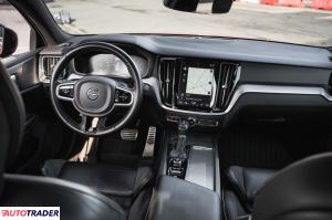 Volvo S60 2019 2.0 187 KM