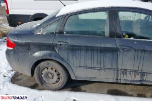 Fiat Linea 2011 1.4 77 KM