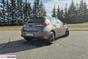 Toyota Auris 2018 1.6 132 KM