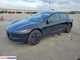 Tesla Model 3 2025