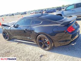 Ford Mustang 2021 5