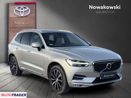 Volvo XC60 2018 2.0 235 KM