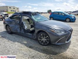 Lexus ES 2022 3