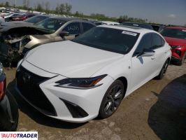 Lexus ES 2019 3