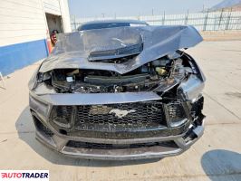 Ford Mustang 2026 5
