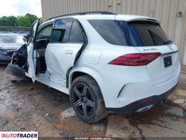 Mercedes GL 2024 2 Mercedes GL 2024 2