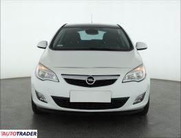 Opel Astra 2012 1.7 108 KM Opel Astra 2012 1.7 108 KM