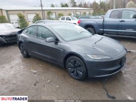Tesla Model 3 2025