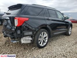 Ford Explorer 2022 3