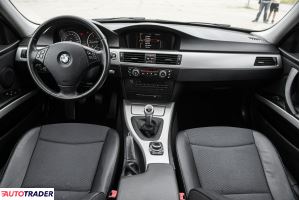 BMW 318 2010 2.0 143 KM