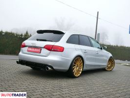 Audi A4 2009 2.0 180 KM