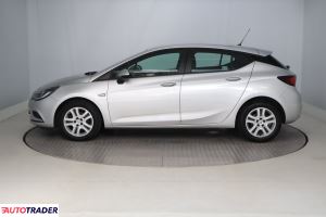 Opel Astra 2016 1.4 123 KM