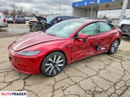 Tesla Model 3 2024