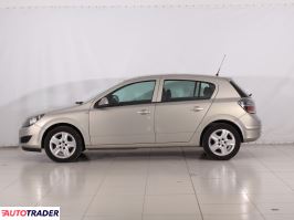 Opel Astra 2011 1.6 113 KM