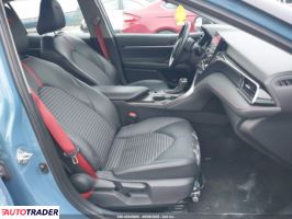 Toyota Camry 2022 3
