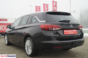 Opel Astra 2017 1.4 125 KM