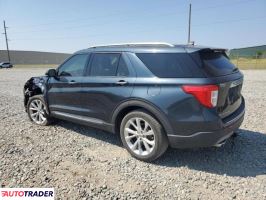 Ford Explorer 2022 3