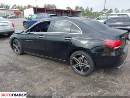 Mercedes 220 2022 2