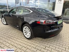 Tesla Model S 2017 525 KM