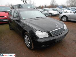 Mercedes Pozostałe 2001 2.0 130 KM