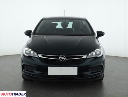 Opel Astra 2017 1.4 123 KM