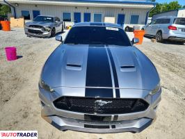 Ford Mustang 2022 5