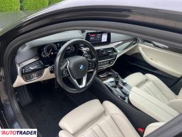 BMW 520 2018 2.0 190 KM