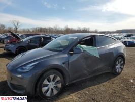 Tesla Model Y 2022 Tesla Model Y 2022