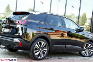 Peugeot 3008 2017 1.2 130 KM Peugeot 3008 2017 1.2 130 KM