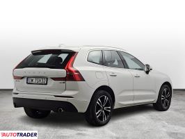 Volvo XC60 2019 2.0 197 KM