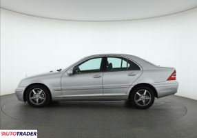 Mercedes C-klasa 2002 2.1 113 KM