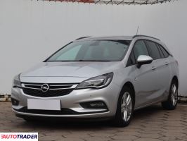 Opel Astra 2018 1.6 108 KM