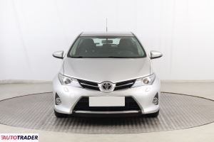 Toyota Auris 2013 1.6 130 KM