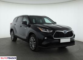 Toyota Highlander 2021 2.5 244 KM Toyota Highlander 2021 2.5 244 KM