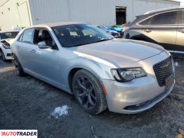 Chrysler 300C 2022 3