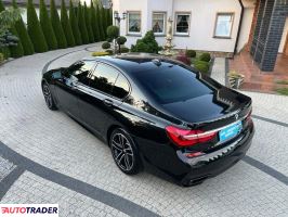 BMW 740 2018 2.0 258 KM