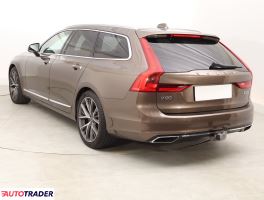 Volvo V90 2018 2.0 231 KM