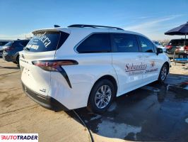 Toyota Sienna 2023 2