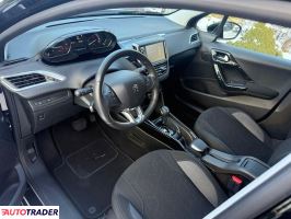 Peugeot 2008 2019 1.2 130 KM