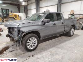 Chevrolet Silverado 2020 4