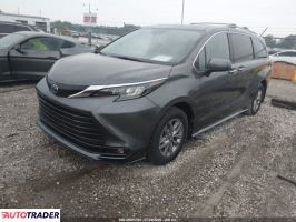 Toyota Sienna 2025 2