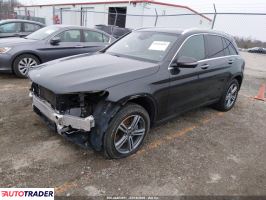 Mercedes 300 2021 2